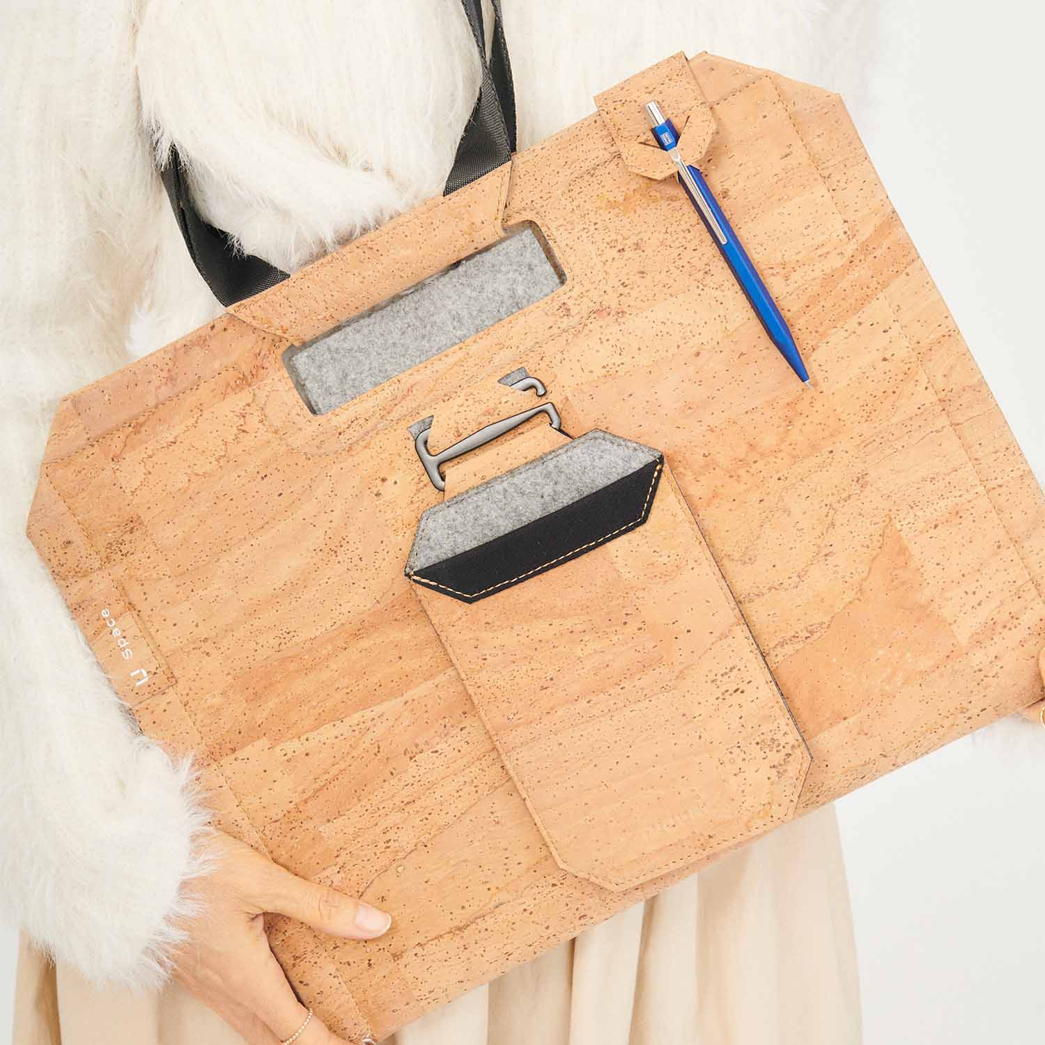 Premium-quality women’s leather bag